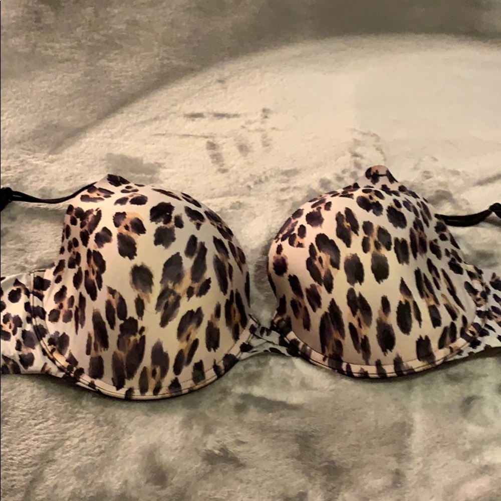 Leopard print lightly lined bra